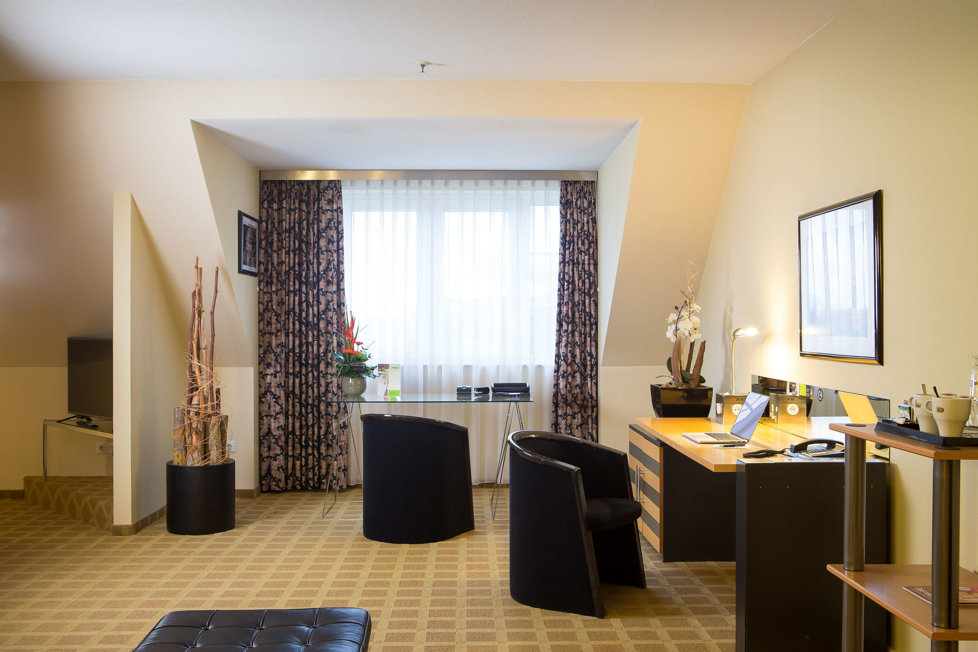 Lindner Hotel Frankfurt Hochst, Part Of Jdv By Hyatt Frankfurt am Main Rum bild